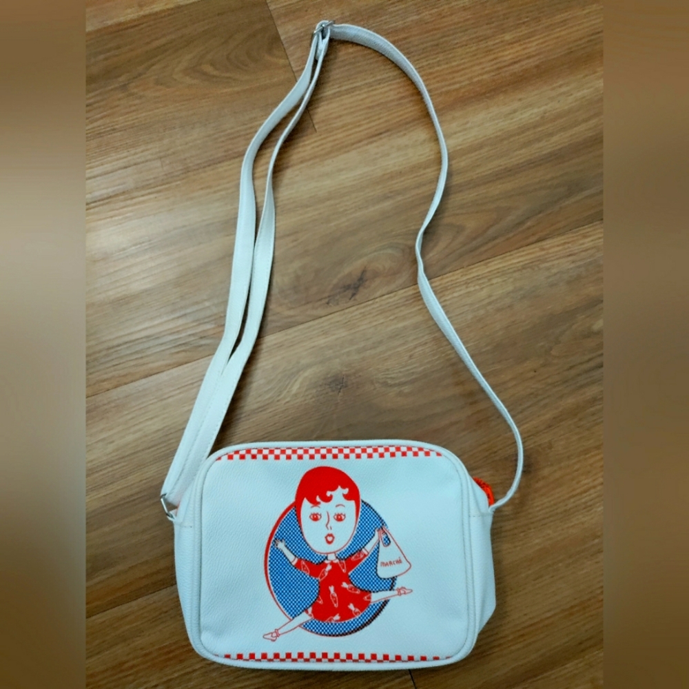 White and Red Graphic Women's Bag - Picture 2 of 4